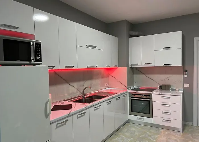 Lift @vollga With Bbq And Patio * Durrës